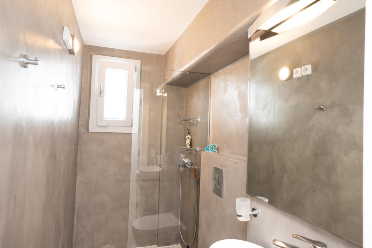 cavo 3 bathroom